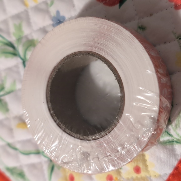 600 Count Fragile Handle With Care Stickers New - Picture 2 of 4